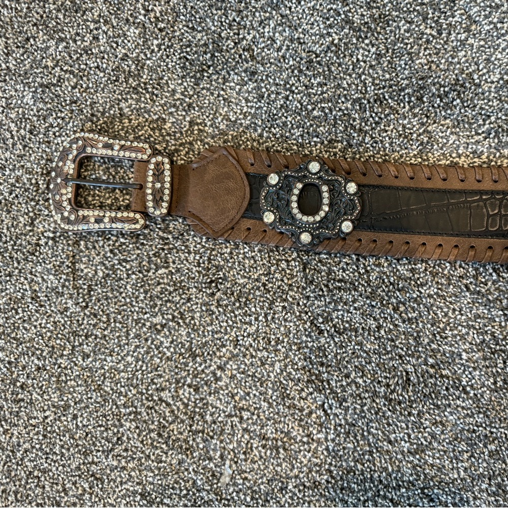Genuine leather belt